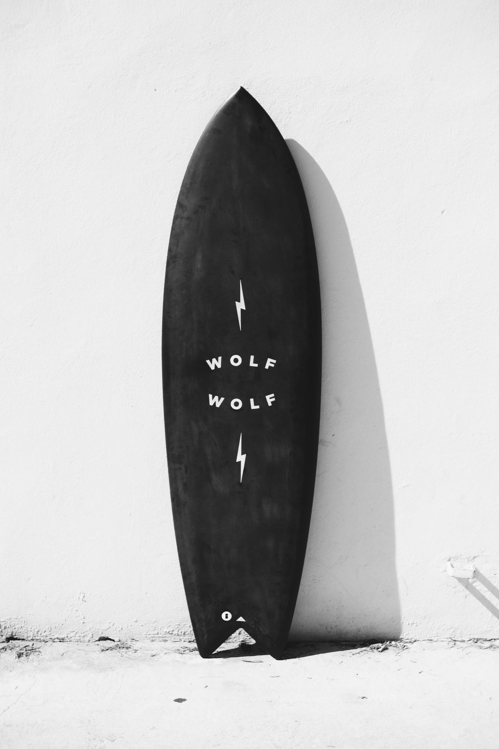 WWOOLLFF Pyramid | Black Fish Surfboard