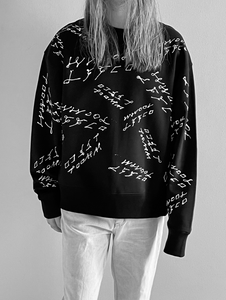 WWOOLLFF Handwritten | Oversized Black Sweatshirt