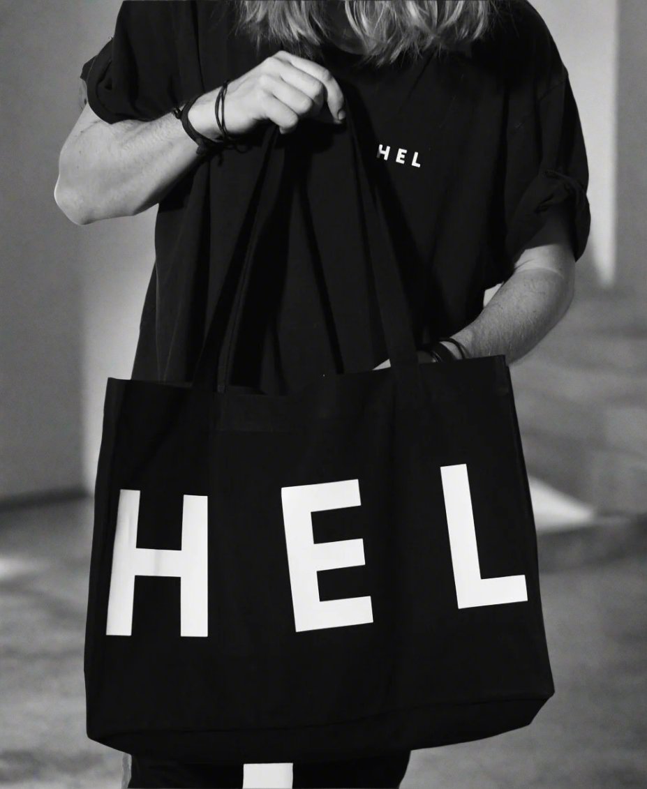 HEL N° 5 | Black Bag